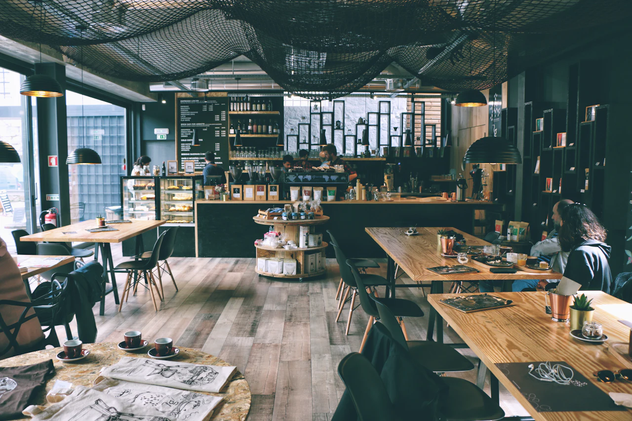 Meja bar kafe